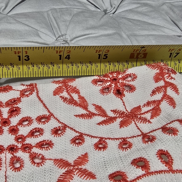 Ann Taylor LOFT Eyelet Embroidered Medallion Mini Skirt Women's Size 12 - Picture 9 of 12